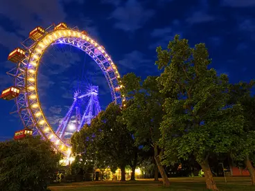 Paseo En La Noria Gigante De Viena Sin Hacer Cola
