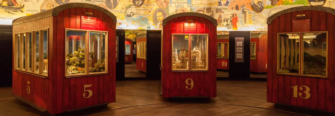 Vienna Combo Ticket Hop On Hop Off Ferris Wheel Cruise